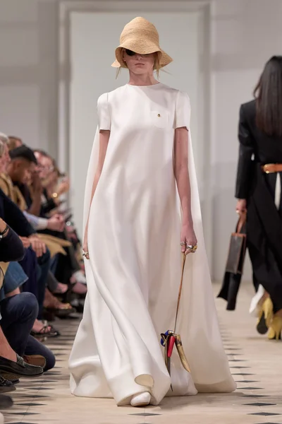 Look 69